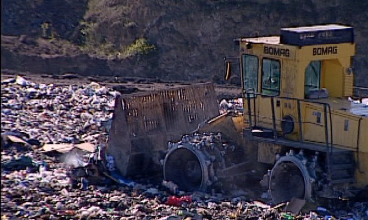 La gestion des déchets - Enfouissement des déchets ménagers - 4mn 11s